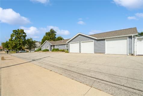 715 10th Avenue SE Cedar Rapids IA 52403