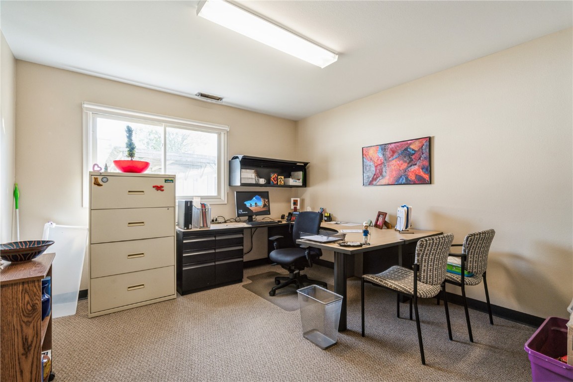 715 10th Avenue SE Cedar Rapids IA 52403