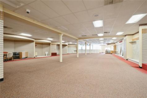 107 S Franklin Street Manchester IA 52057