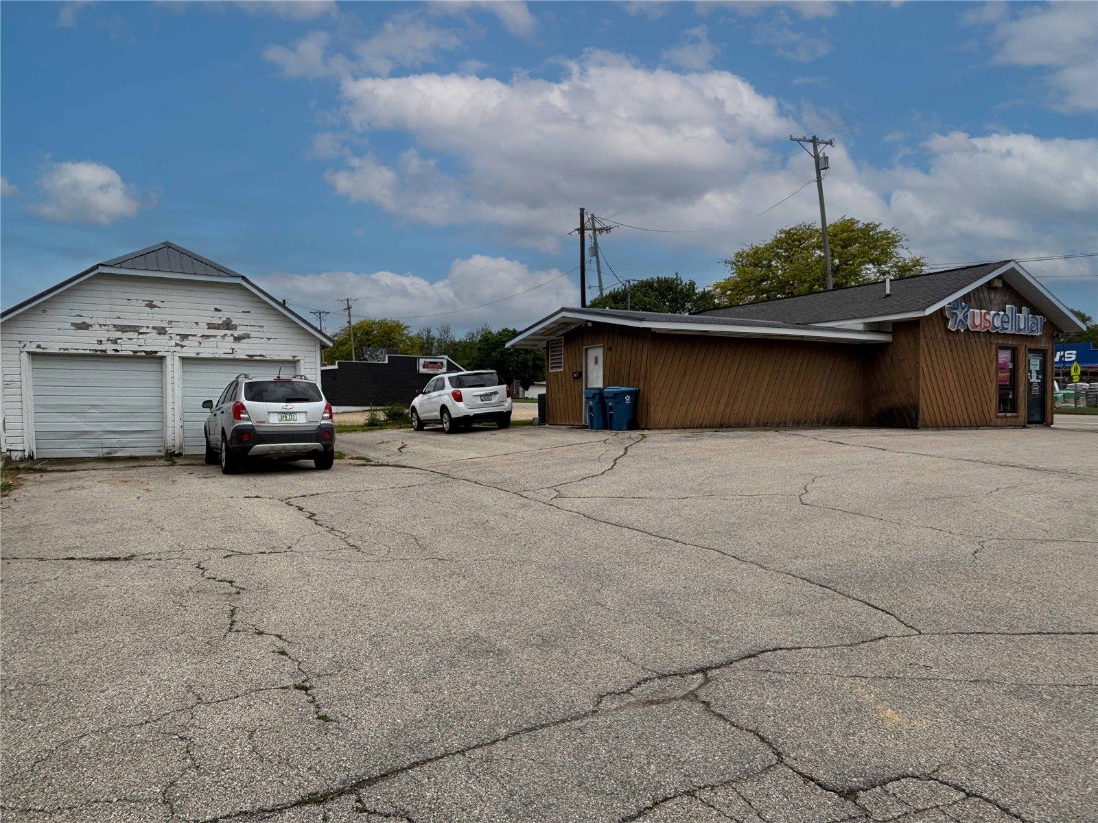 201 S Main Street Monticello IA 52310