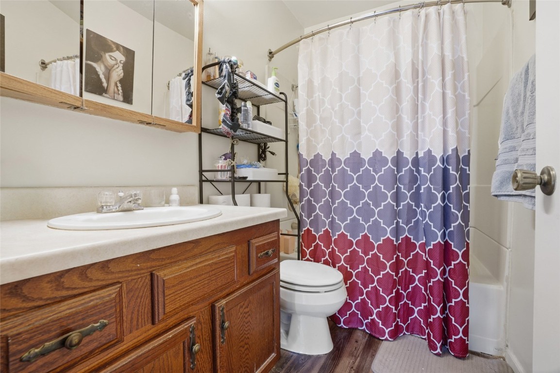 1690 Dows Street Ely IA 52227