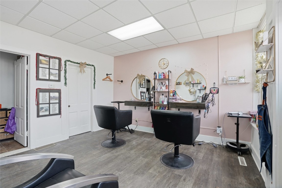 1690 Dows Street Ely IA 52227