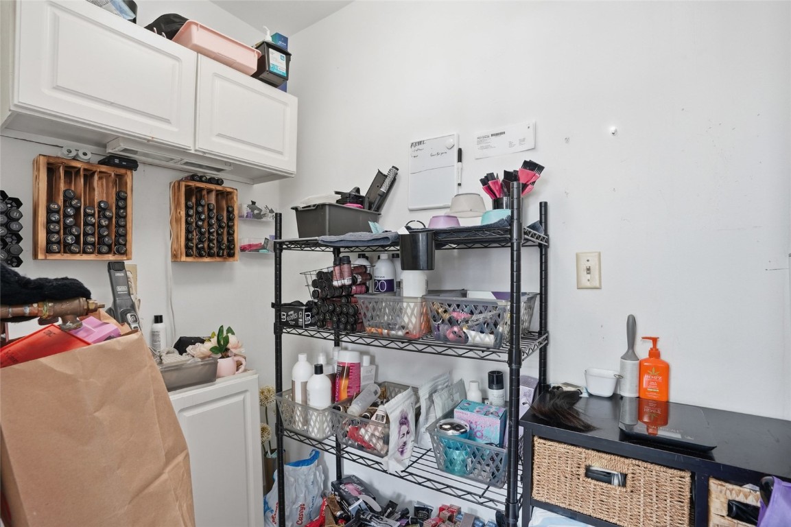 1690 Dows Street Ely IA 52227