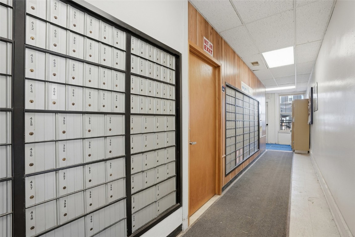 1690 Dows Street Ely IA 52227