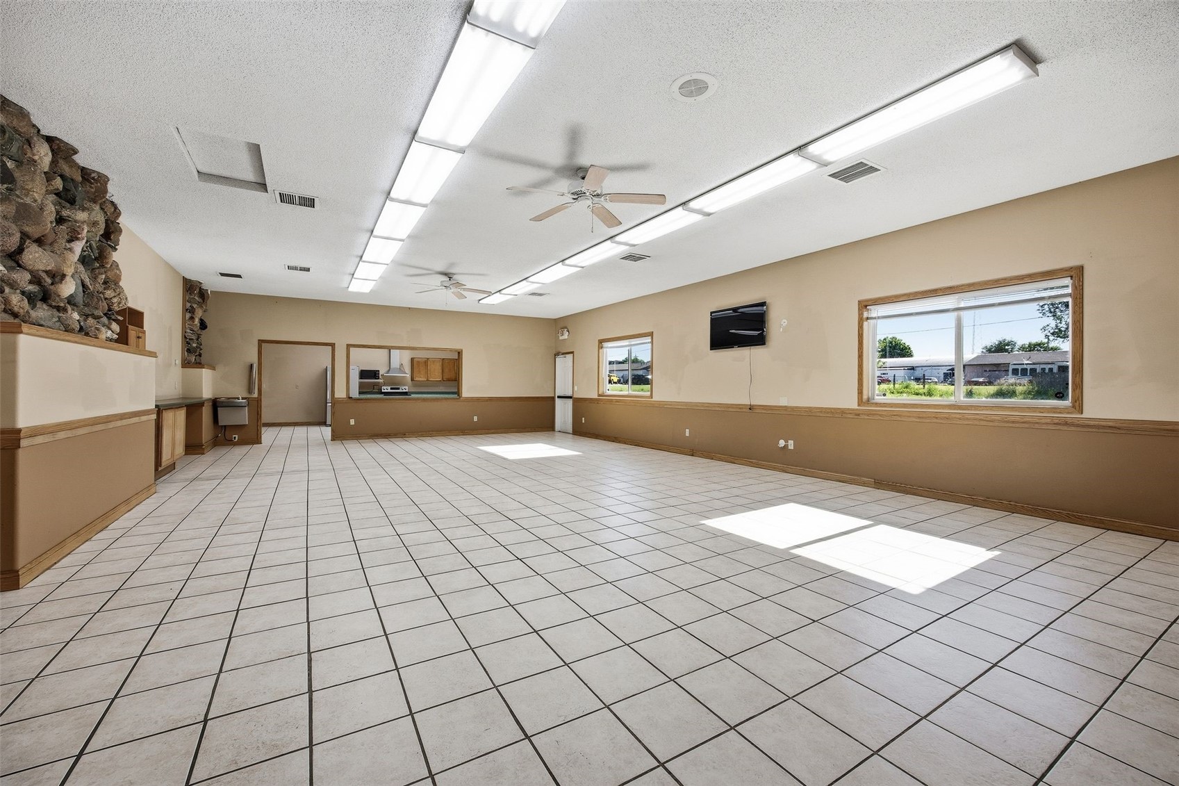 1700 Naoma Drive SW Cedar Rapids IA 52404