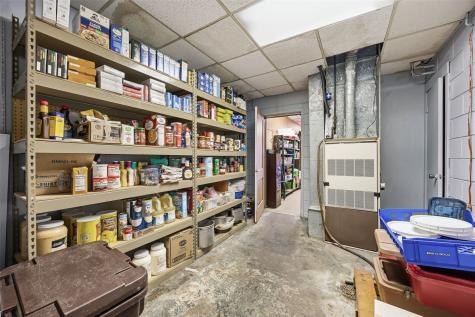 112 Commercial Street Strawberry Pt IA 52076