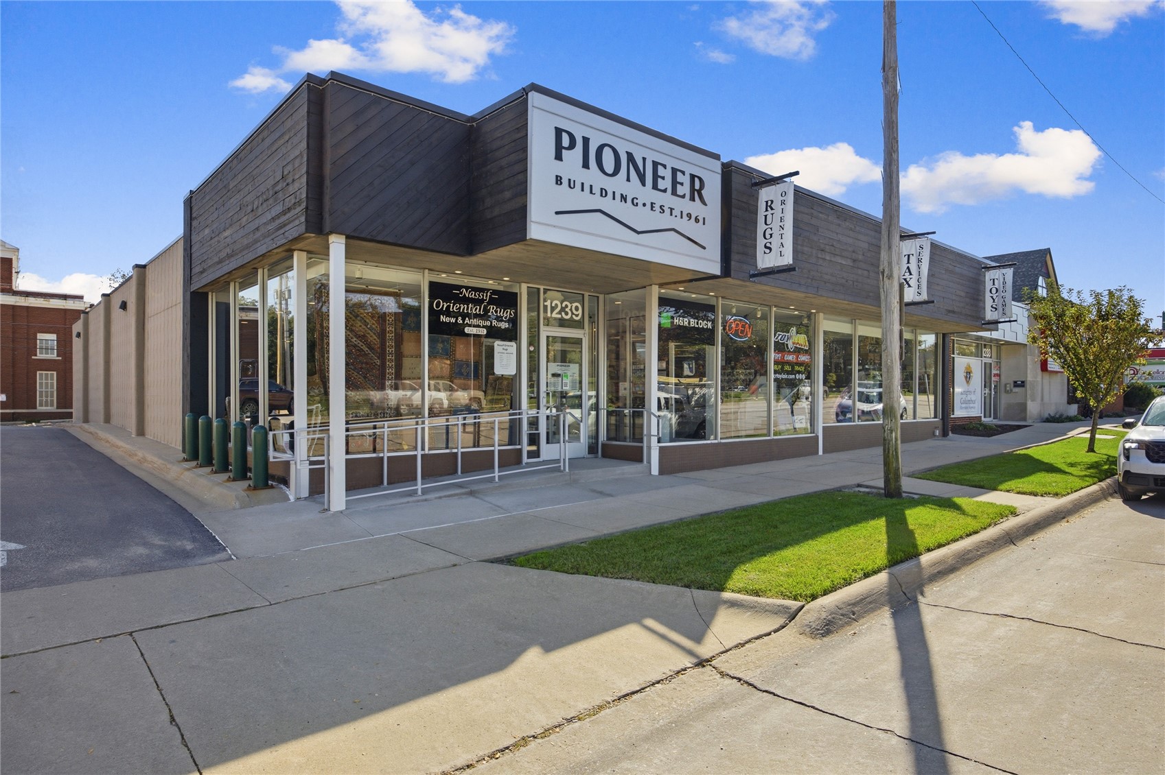 1239 1st Avenue SE Cedar Rapids IA 52403