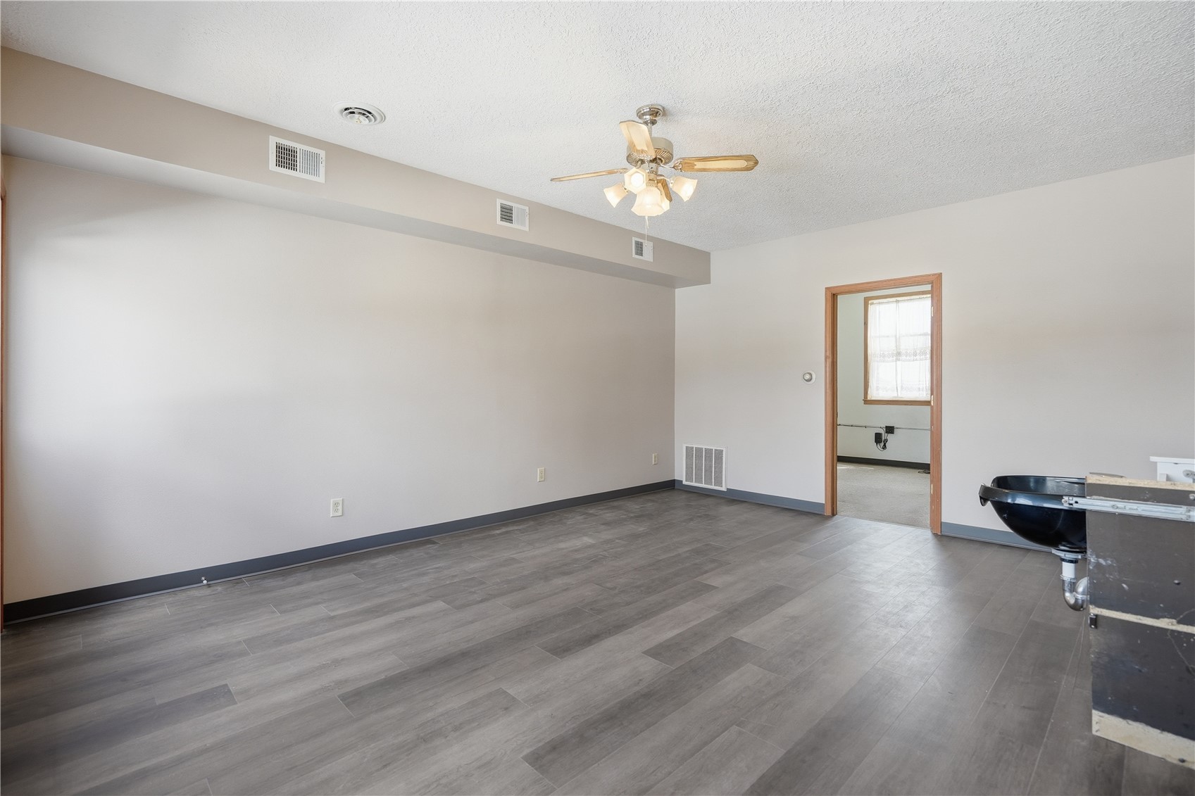 511 Main Street Lowden IA 52255