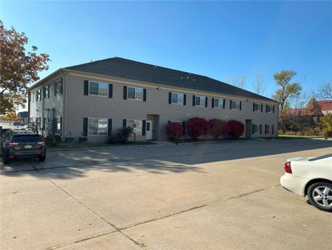 5250/5270/5300/5340 North Park Place NE Cedar Rapids IA 52402
