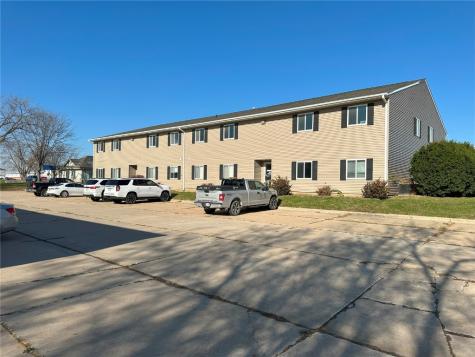 5250/5270/5300/5340 North Park Place NE Cedar Rapids IA 52402