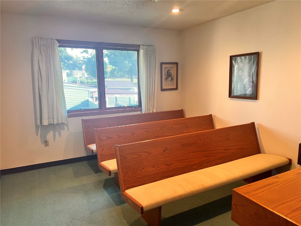 307 Edgewood Road SW Cedar Rapids IA 52404