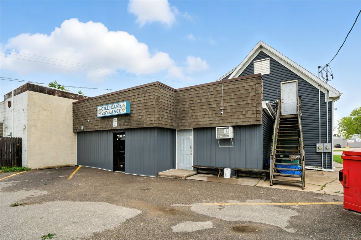 912 1st Avenue Cedar Rapids IA 52405