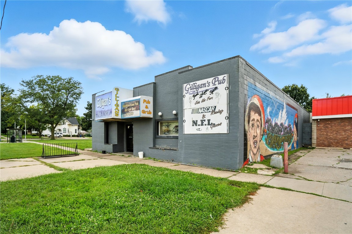 912 1st Avenue Cedar Rapids IA 52405