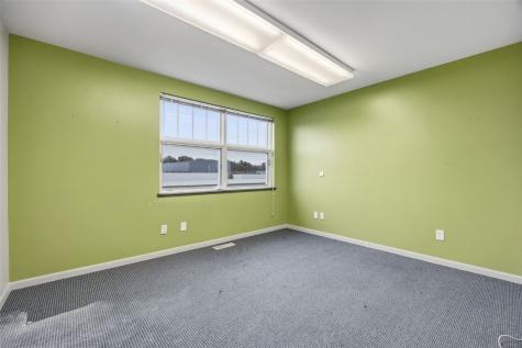 1841 E Avenue NE Cedar Rapids IA 52402