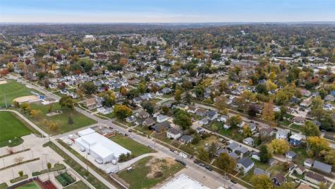 1841 E Avenue NE Cedar Rapids IA 52402
