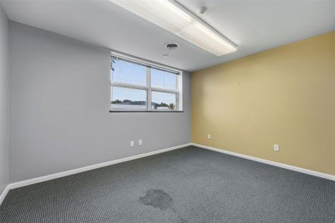 1841 E Avenue NE Cedar Rapids IA 52402