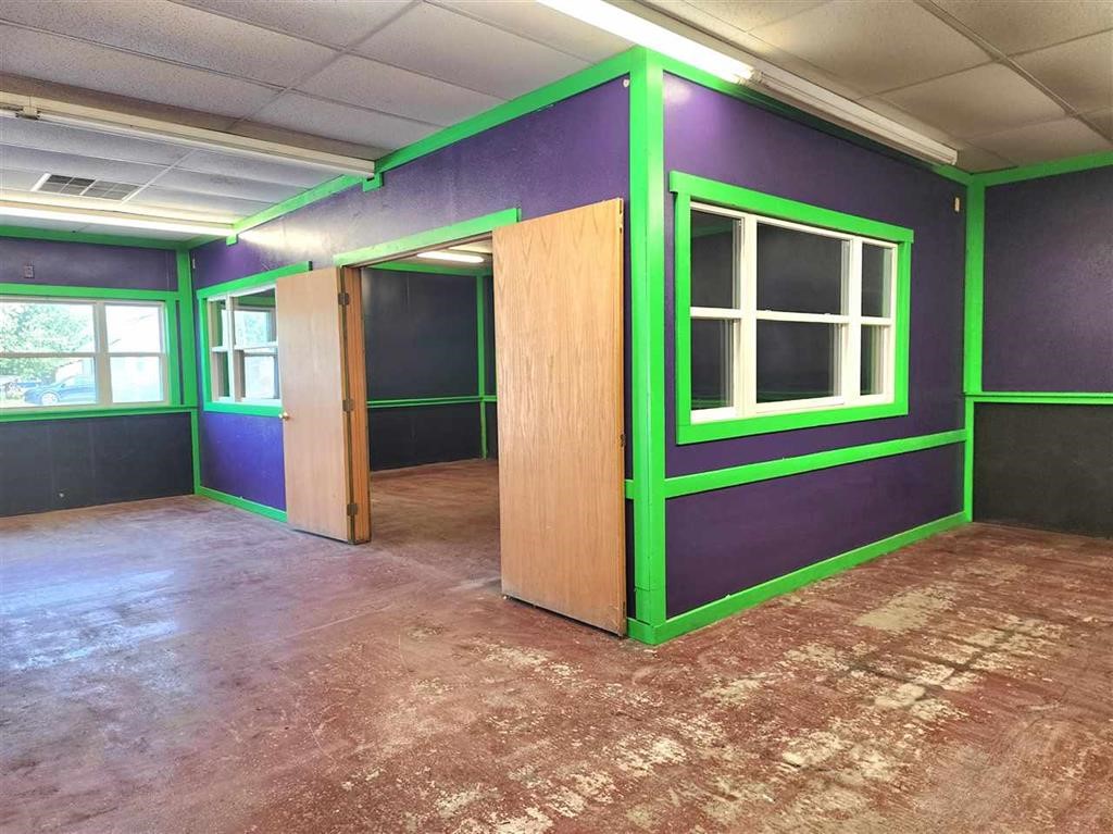 594 Eastern Avenue Marengo IA 52301