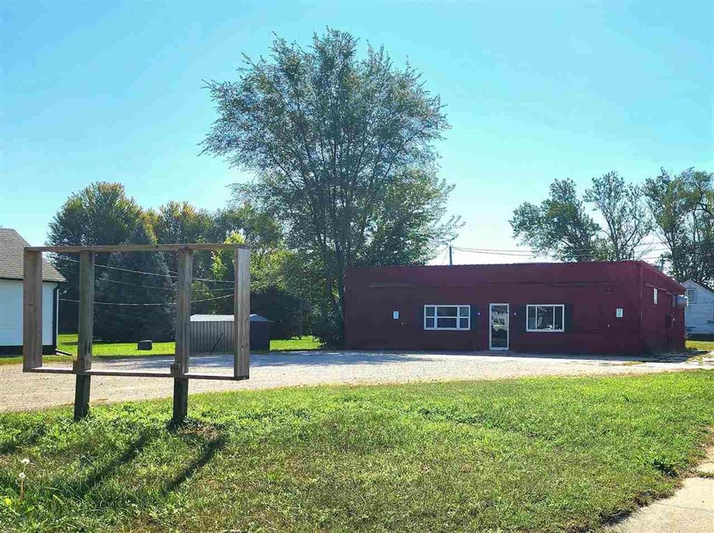594 Eastern Avenue Marengo IA 52301