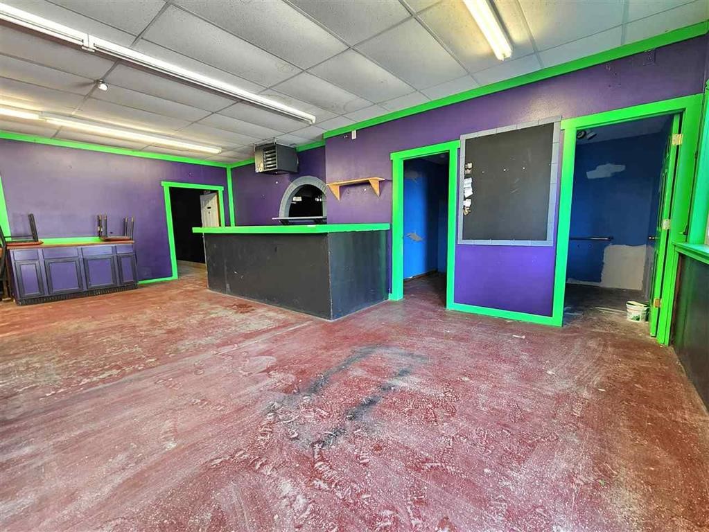 594 Eastern Avenue Marengo IA 52301