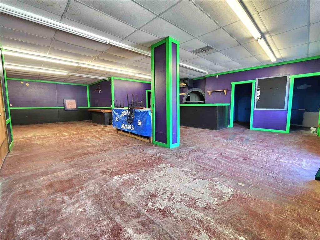 594 Eastern Avenue Marengo IA 52301