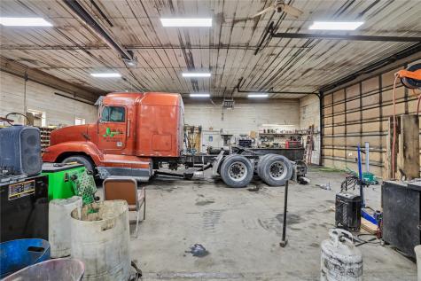 405 5th Avenue Keystone IA 52249