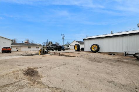 405 5th Avenue Keystone IA 52249