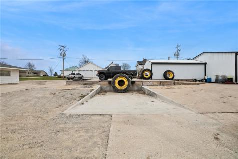 405 5th Avenue Keystone IA 52249