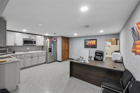 405 5th Avenue Keystone IA 52249