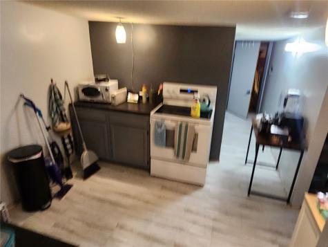 318 Locust Street NE Blairstown IA 52209