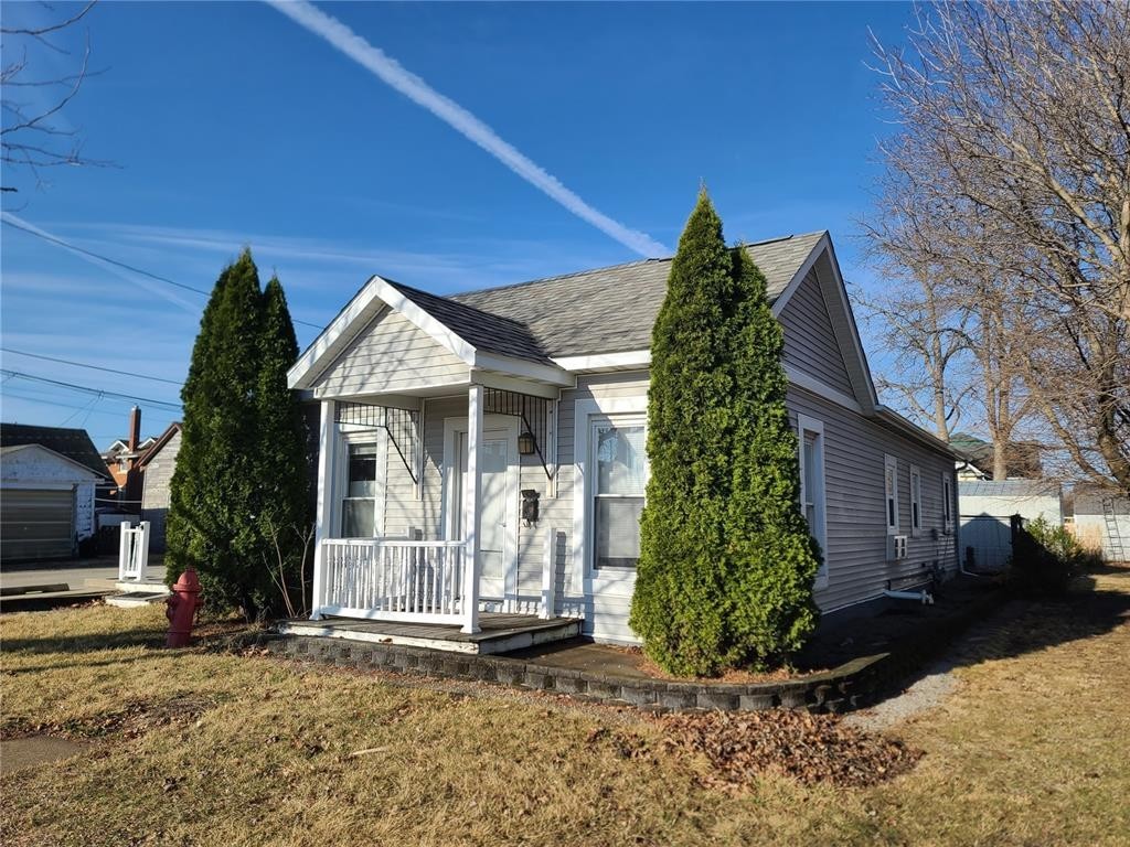 305 B Avenue Vinton IA 52349