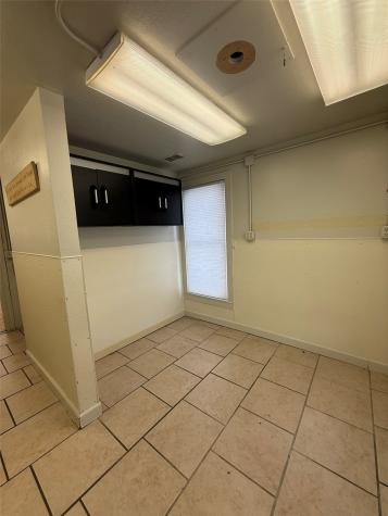 305 B Avenue Vinton IA 52349