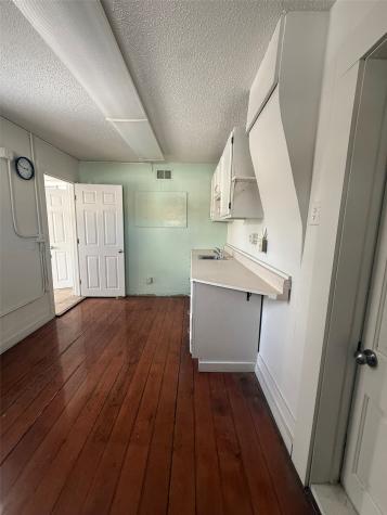 305 B Avenue Vinton IA 52349