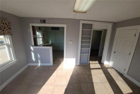 305 B Avenue Vinton IA 52349