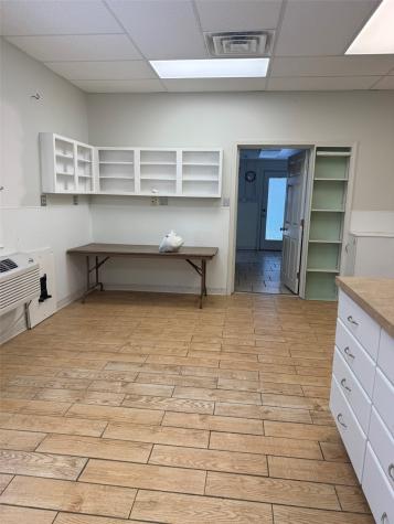 305 B Avenue Vinton IA 52349