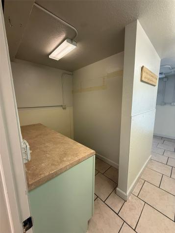 305 B Avenue Vinton IA 52349