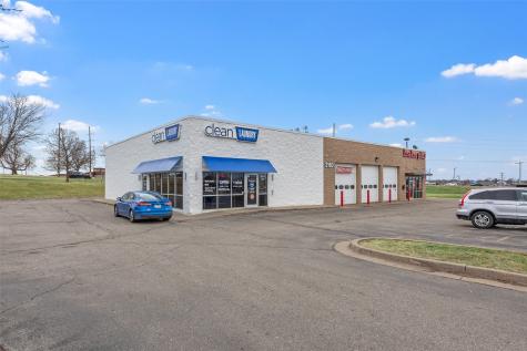 2160 Edgewood Road SW Cedar Rapids IA 52404