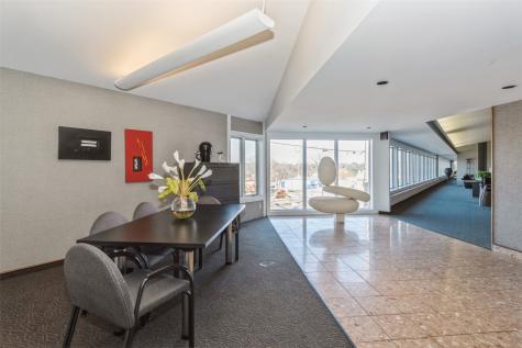 2875 Mt Vernon Road SE Cedar Rapids IA 52403