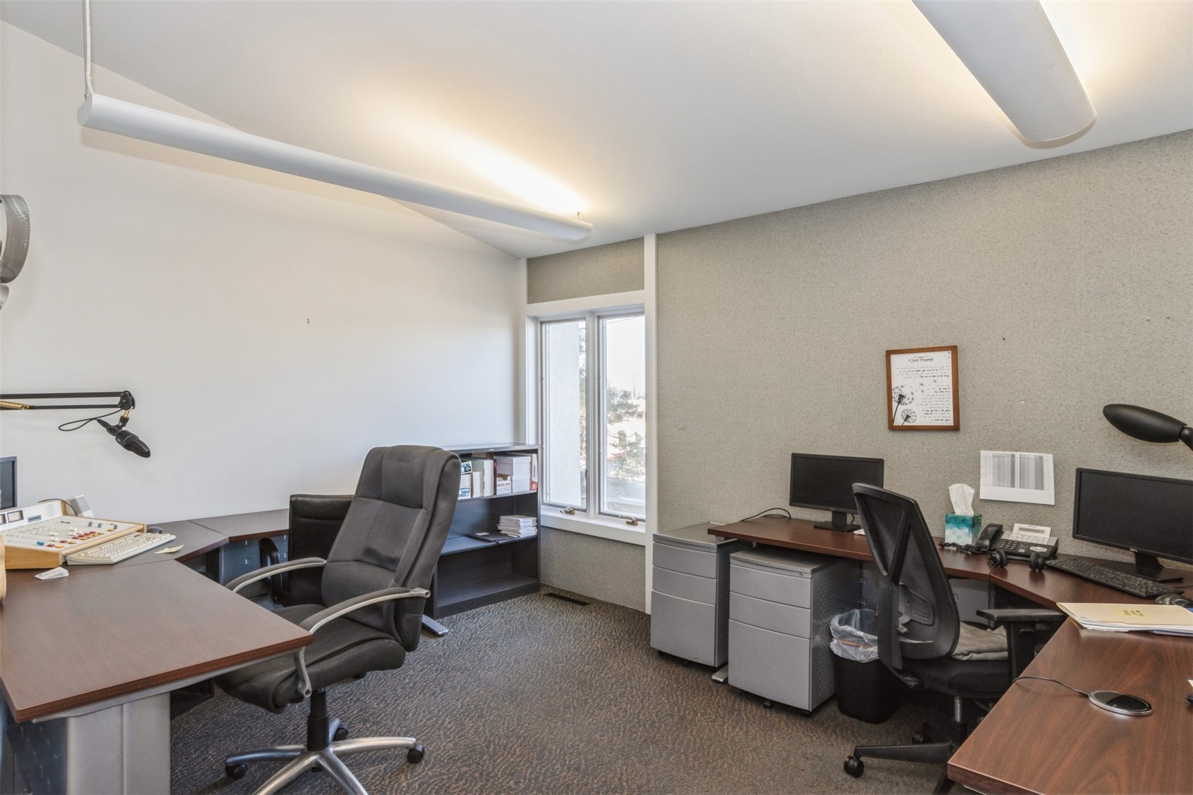 2875 Mount Vernon Road SE Cedar Rapids IA 52403