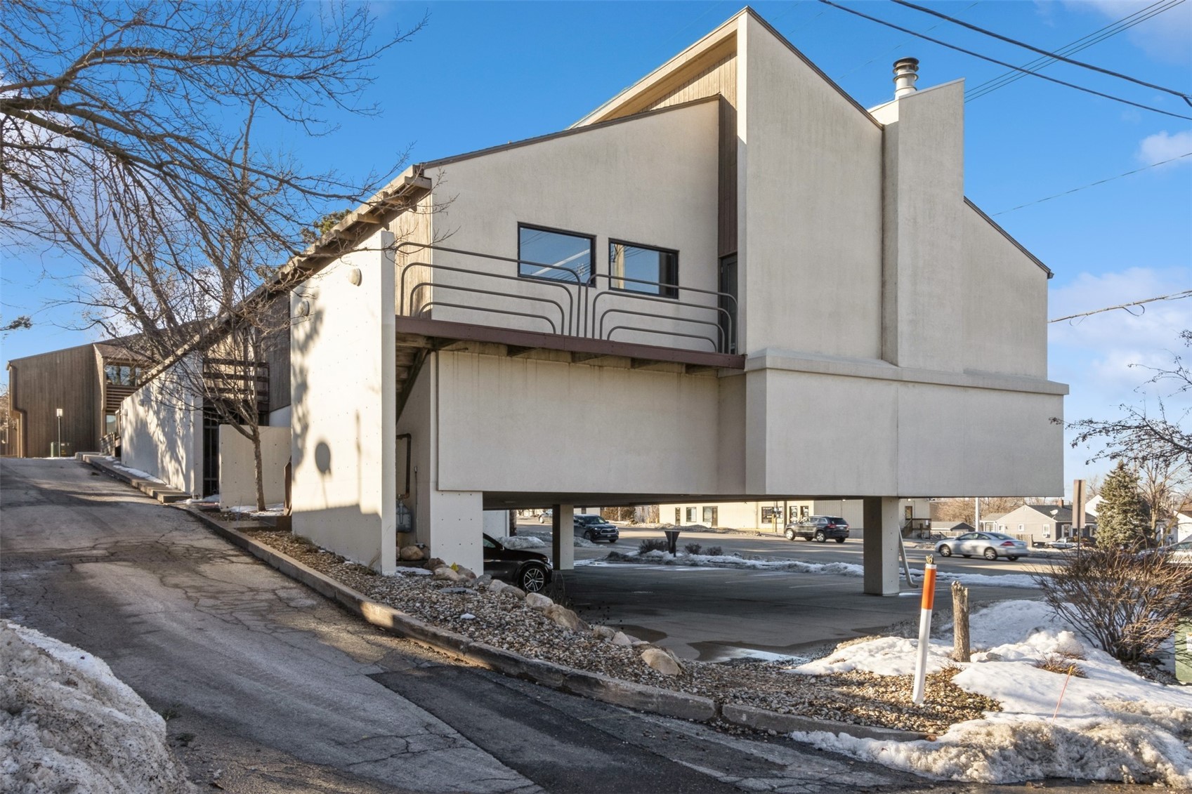 2875 Mount Vernon Road SE Cedar Rapids IA 52403