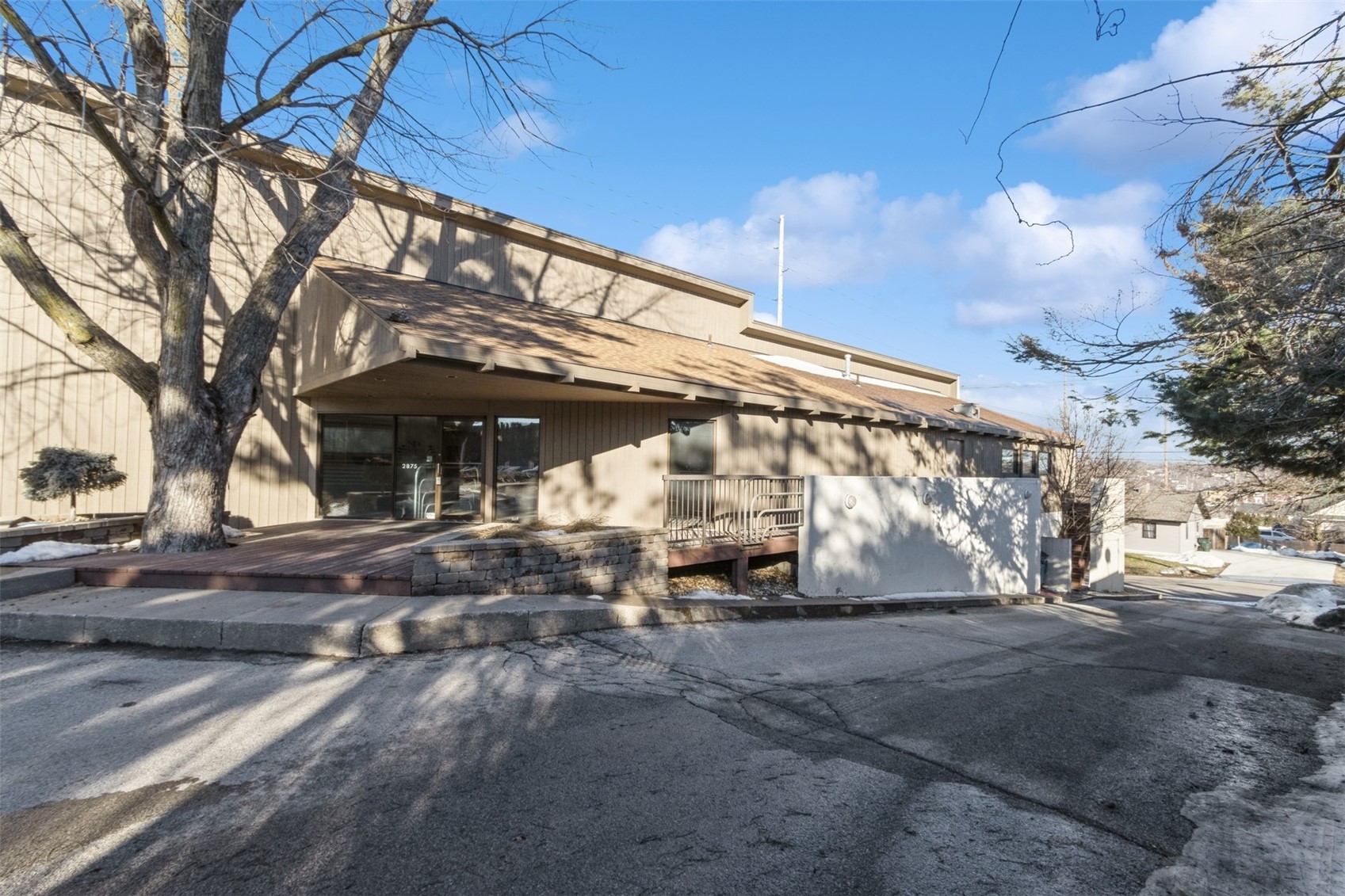 2875 Mount Vernon Road SE Cedar Rapids IA 52403
