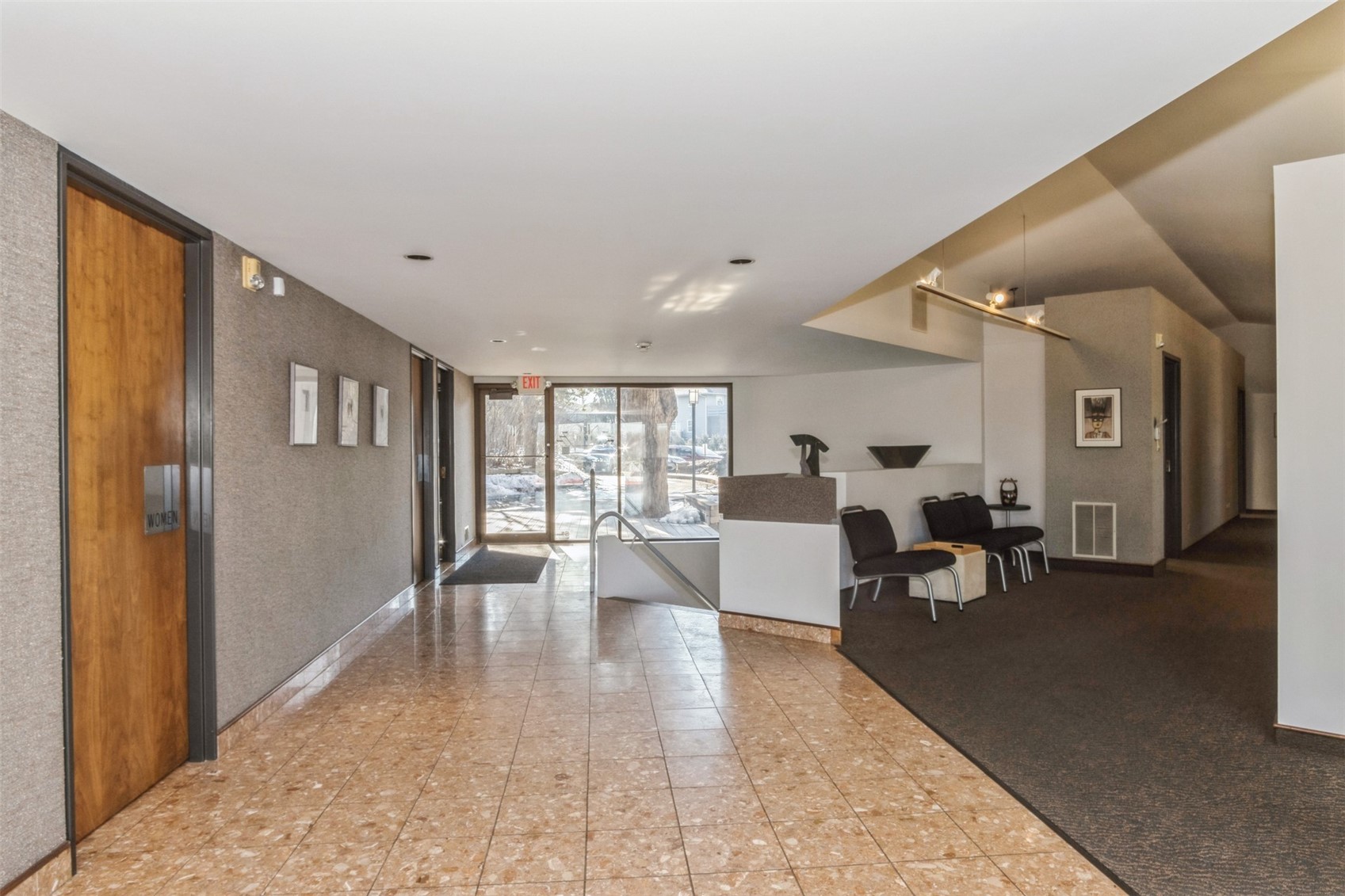 2875 Mount Vernon Road SE Cedar Rapids IA 52403