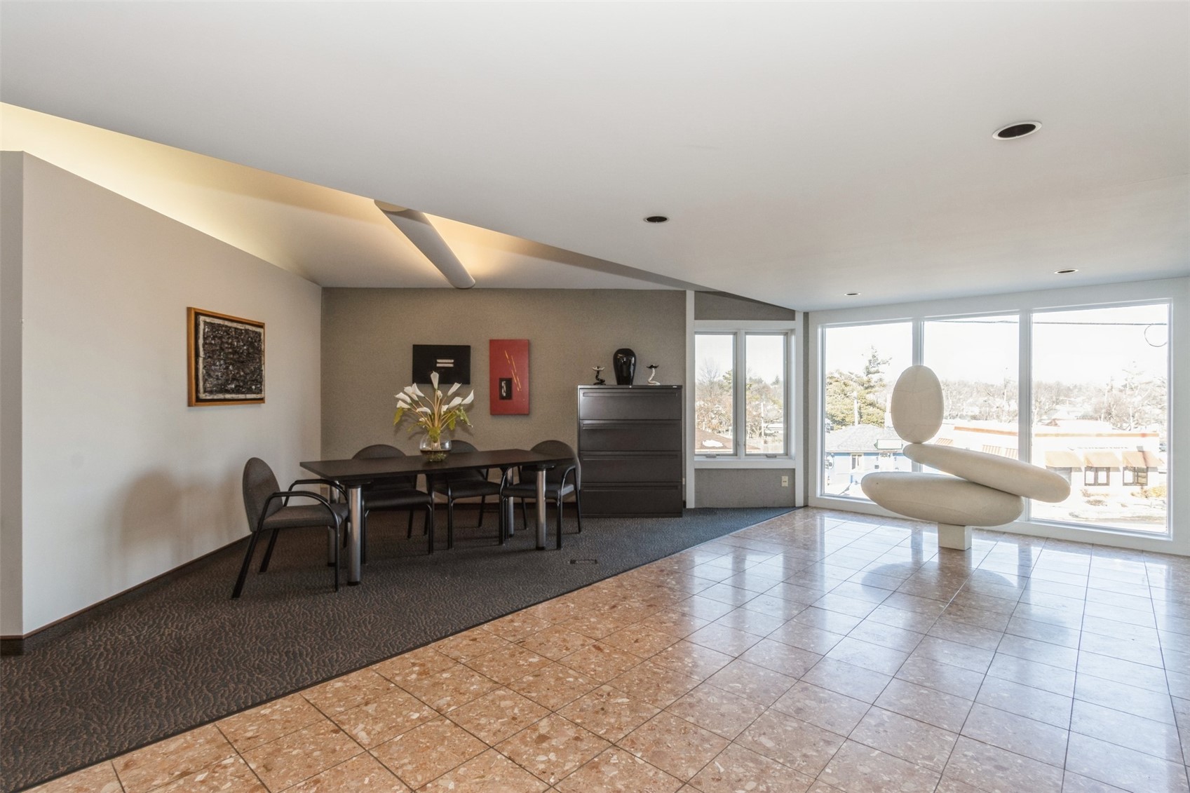 2875 Mount Vernon Road SE Cedar Rapids IA 52403