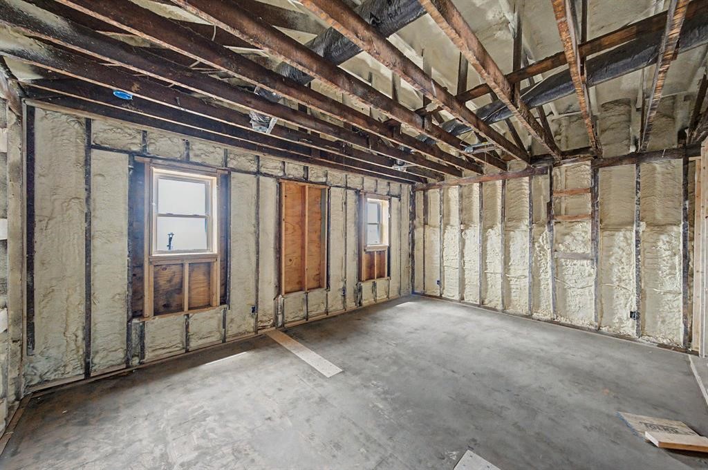 726 12th Street Belle Plaine IA 52208