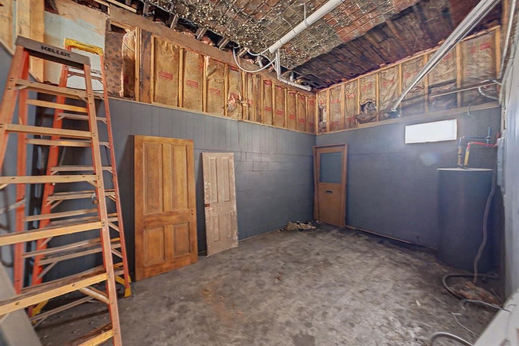 726 12th Street Belle Plaine IA 52208
