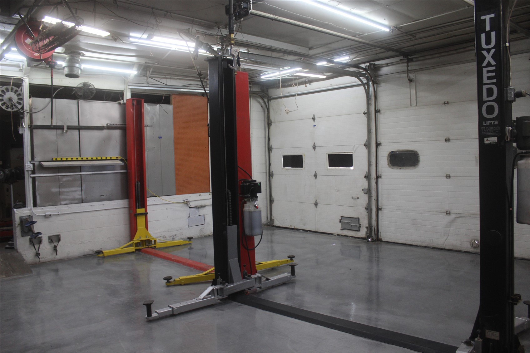748 Center Point Road NE Cedar Rapids IA 52402