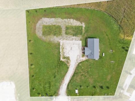 5358 Hutton Drive Urbana IA 52345