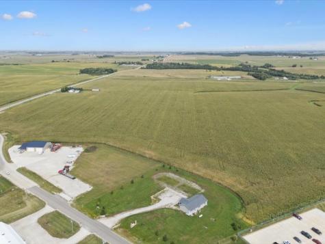 5358 Hutton Drive Urbana IA 52345