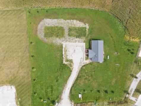 5358 Hutton Drive Urbana IA 52345