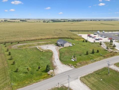 5358 Hutton Drive Urbana IA 52345