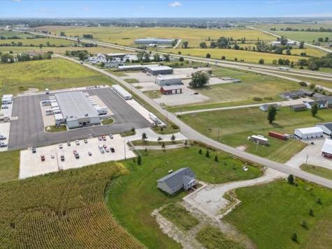 5358 Hutton Drive Urbana IA 52345